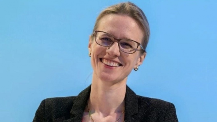 Dr. Claudiana Triskatis